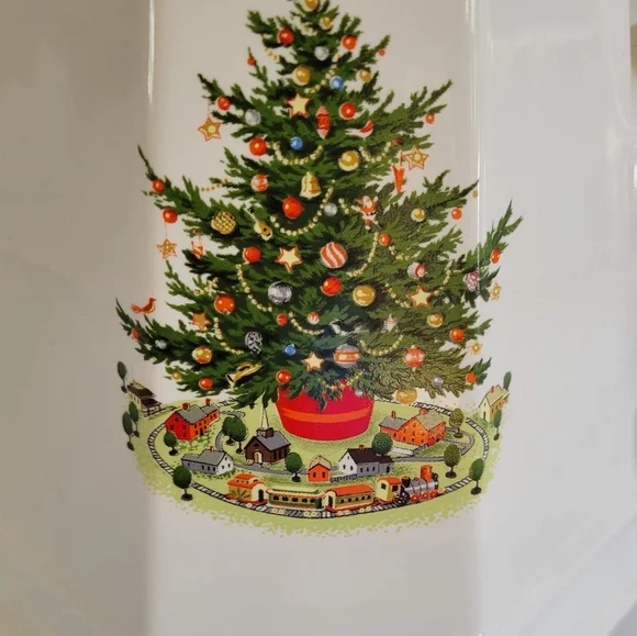 Christmas Heritage Tea/Coffee Set - Picture 7 of 8